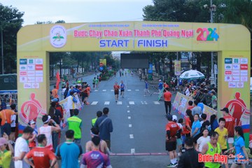 BƯỚC CHẠY CHÀO XUÂN THÀNH PHỐ QUẢNG NGÃI 2024 - Ảnh #1220762