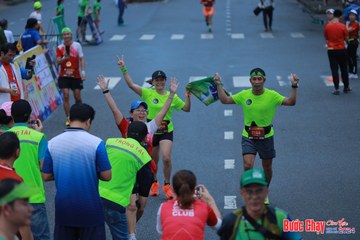 BƯỚC CHẠY CHÀO XUÂN THÀNH PHỐ QUẢNG NGÃI 2024 - Ảnh #1251594