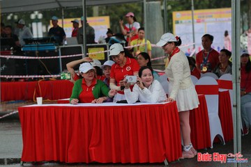 BƯỚC CHẠY CHÀO XUÂN THÀNH PHỐ QUẢNG NGÃI 2024 - Ảnh #1231615