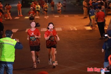 BƯỚC CHẠY CHÀO XUÂN THÀNH PHỐ QUẢNG NGÃI 2024 - Ảnh #1249145