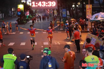 BƯỚC CHẠY CHÀO XUÂN THÀNH PHỐ QUẢNG NGÃI 2024 - Ảnh #1249766