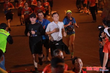 BƯỚC CHẠY CHÀO XUÂN THÀNH PHỐ QUẢNG NGÃI 2024 - Ảnh #1248911