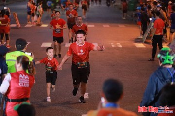 BƯỚC CHẠY CHÀO XUÂN THÀNH PHỐ QUẢNG NGÃI 2024 - Ảnh #1249523
