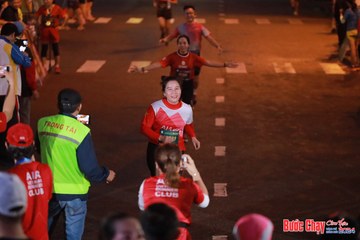 BƯỚC CHẠY CHÀO XUÂN THÀNH PHỐ QUẢNG NGÃI 2024 - Ảnh #1249252