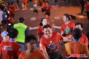 BƯỚC CHẠY CHÀO XUÂN THÀNH PHỐ QUẢNG NGÃI 2024 - Ảnh #1249585