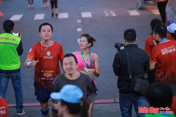 BƯỚC CHẠY CHÀO XUÂN THÀNH PHỐ QUẢNG NGÃI 2024 - Ảnh #1250609