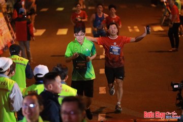 BƯỚC CHẠY CHÀO XUÂN THÀNH PHỐ QUẢNG NGÃI 2024 - Ảnh #1247600