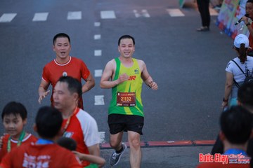 BƯỚC CHẠY CHÀO XUÂN THÀNH PHỐ QUẢNG NGÃI 2024 - Ảnh #1250898