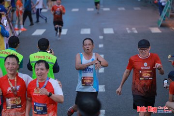 BƯỚC CHẠY CHÀO XUÂN THÀNH PHỐ QUẢNG NGÃI 2024 - Ảnh #1251063