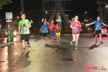 BƯỚC CHẠY CHÀO XUÂN THÀNH PHỐ QUẢNG NGÃI 2024 - Ảnh #1229160