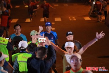 BƯỚC CHẠY CHÀO XUÂN THÀNH PHỐ QUẢNG NGÃI 2024 - Ảnh #1247332
