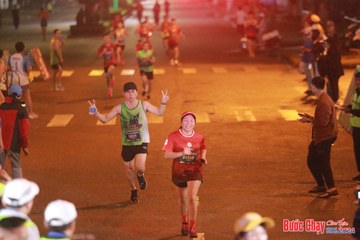 BƯỚC CHẠY CHÀO XUÂN THÀNH PHỐ QUẢNG NGÃI 2024 - Ảnh #1220459