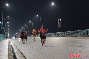 BƯỚC CHẠY CHÀO XUÂN THÀNH PHỐ QUẢNG NGÃI 2024 - Ảnh #1254686