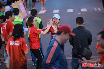 BƯỚC CHẠY CHÀO XUÂN THÀNH PHỐ QUẢNG NGÃI 2024 - Ảnh #1250468