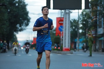 BƯỚC CHẠY CHÀO XUÂN THÀNH PHỐ QUẢNG NGÃI 2024 - Ảnh #1237118