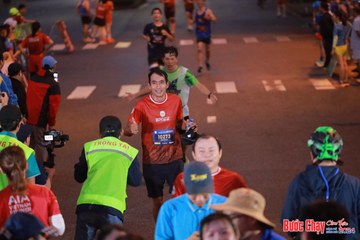 BƯỚC CHẠY CHÀO XUÂN THÀNH PHỐ QUẢNG NGÃI 2024 - Ảnh #1249684