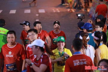 BƯỚC CHẠY CHÀO XUÂN THÀNH PHỐ QUẢNG NGÃI 2024 - Ảnh #1249980