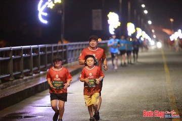 BƯỚC CHẠY CHÀO XUÂN THÀNH PHỐ QUẢNG NGÃI 2024 - Ảnh #1236211