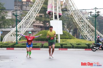 BƯỚC CHẠY CHÀO XUÂN THÀNH PHỐ QUẢNG NGÃI 2024 - Ảnh #1231058