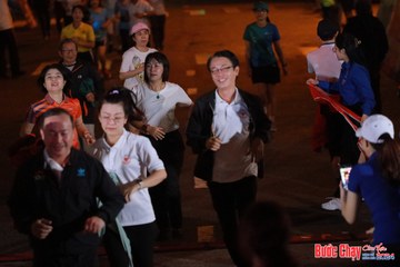 BƯỚC CHẠY CHÀO XUÂN THÀNH PHỐ QUẢNG NGÃI 2024 - Ảnh #1240338