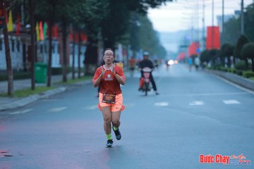 BƯỚC CHẠY CHÀO XUÂN THÀNH PHỐ QUẢNG NGÃI 2024 - Ảnh #1236924