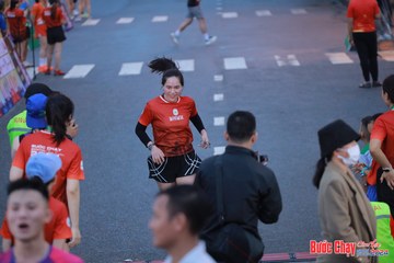 BƯỚC CHẠY CHÀO XUÂN THÀNH PHỐ QUẢNG NGÃI 2024 - Ảnh #1250866
