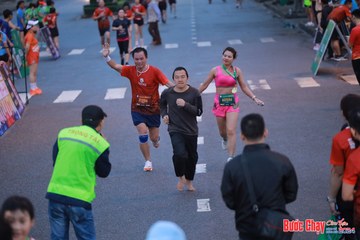 BƯỚC CHẠY CHÀO XUÂN THÀNH PHỐ QUẢNG NGÃI 2024 - Ảnh #1250593