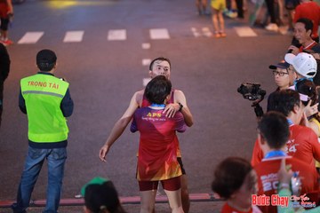 BƯỚC CHẠY CHÀO XUÂN THÀNH PHỐ QUẢNG NGÃI 2024 - Ảnh #1250086