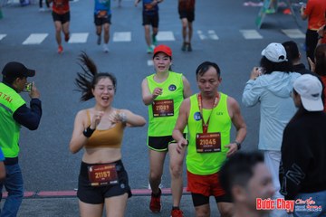 BƯỚC CHẠY CHÀO XUÂN THÀNH PHỐ QUẢNG NGÃI 2024 - Ảnh #1251739