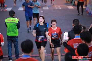 BƯỚC CHẠY CHÀO XUÂN THÀNH PHỐ QUẢNG NGÃI 2024 - Ảnh #1250332