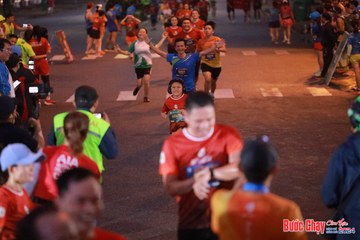 BƯỚC CHẠY CHÀO XUÂN THÀNH PHỐ QUẢNG NGÃI 2024 - Ảnh #1249554