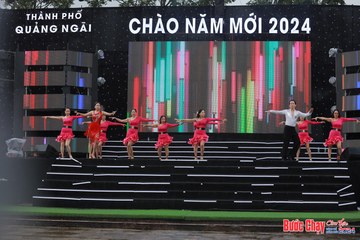 BƯỚC CHẠY CHÀO XUÂN THÀNH PHỐ QUẢNG NGÃI 2024 - Ảnh #1235963