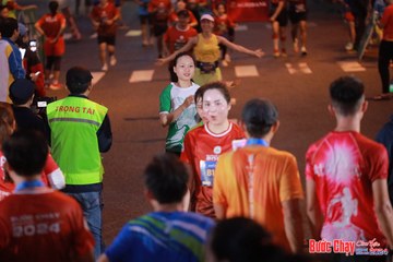 BƯỚC CHẠY CHÀO XUÂN THÀNH PHỐ QUẢNG NGÃI 2024 - Ảnh #1249599
