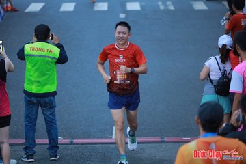 BƯỚC CHẠY CHÀO XUÂN THÀNH PHỐ QUẢNG NGÃI 2024 - Ảnh #1251346