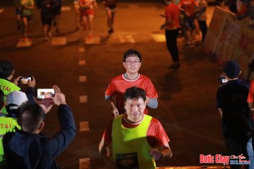 BƯỚC CHẠY CHÀO XUÂN THÀNH PHỐ QUẢNG NGÃI 2024 - Ảnh #1247285