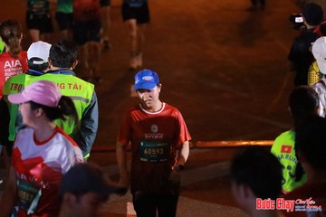 BƯỚC CHẠY CHÀO XUÂN THÀNH PHỐ QUẢNG NGÃI 2024 - Ảnh #1248103