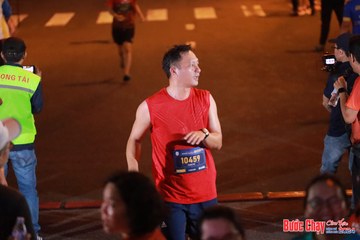 BƯỚC CHẠY CHÀO XUÂN THÀNH PHỐ QUẢNG NGÃI 2024 - Ảnh #1249008