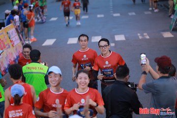BƯỚC CHẠY CHÀO XUÂN THÀNH PHỐ QUẢNG NGÃI 2024 - Ảnh #1250562
