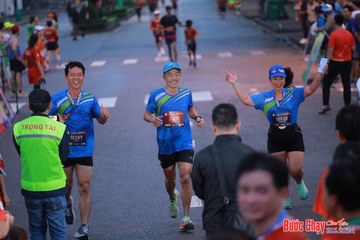 BƯỚC CHẠY CHÀO XUÂN THÀNH PHỐ QUẢNG NGÃI 2024 - Ảnh #1250419