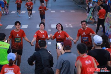 BƯỚC CHẠY CHÀO XUÂN THÀNH PHỐ QUẢNG NGÃI 2024 - Ảnh #1250496