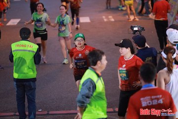 BƯỚC CHẠY CHÀO XUÂN THÀNH PHỐ QUẢNG NGÃI 2024 - Ảnh #1250009