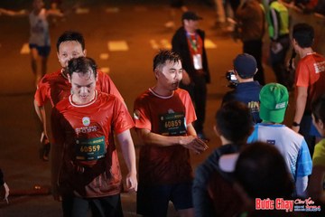 BƯỚC CHẠY CHÀO XUÂN THÀNH PHỐ QUẢNG NGÃI 2024 - Ảnh #1244036