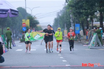BƯỚC CHẠY CHÀO XUÂN THÀNH PHỐ QUẢNG NGÃI 2024 - Ảnh #1222103
