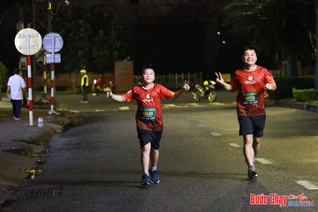 BƯỚC CHẠY CHÀO XUÂN THÀNH PHỐ QUẢNG NGÃI 2024 - Ảnh #1225418