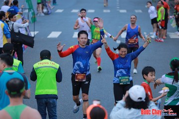 BƯỚC CHẠY CHÀO XUÂN THÀNH PHỐ QUẢNG NGÃI 2024 - Ảnh #1251627