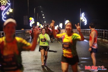 BƯỚC CHẠY CHÀO XUÂN THÀNH PHỐ QUẢNG NGÃI 2024 - Ảnh #1231773