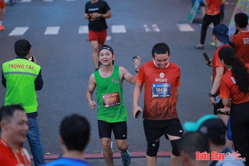BƯỚC CHẠY CHÀO XUÂN THÀNH PHỐ QUẢNG NGÃI 2024 - Ảnh #1251078