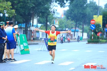 BƯỚC CHẠY CHÀO XUÂN THÀNH PHỐ QUẢNG NGÃI 2024 - Ảnh #1232923