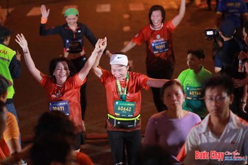 BƯỚC CHẠY CHÀO XUÂN THÀNH PHỐ QUẢNG NGÃI 2024 - Ảnh #1248984