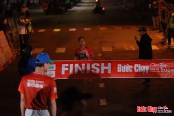 BƯỚC CHẠY CHÀO XUÂN THÀNH PHỐ QUẢNG NGÃI 2024 - Ảnh #1240515